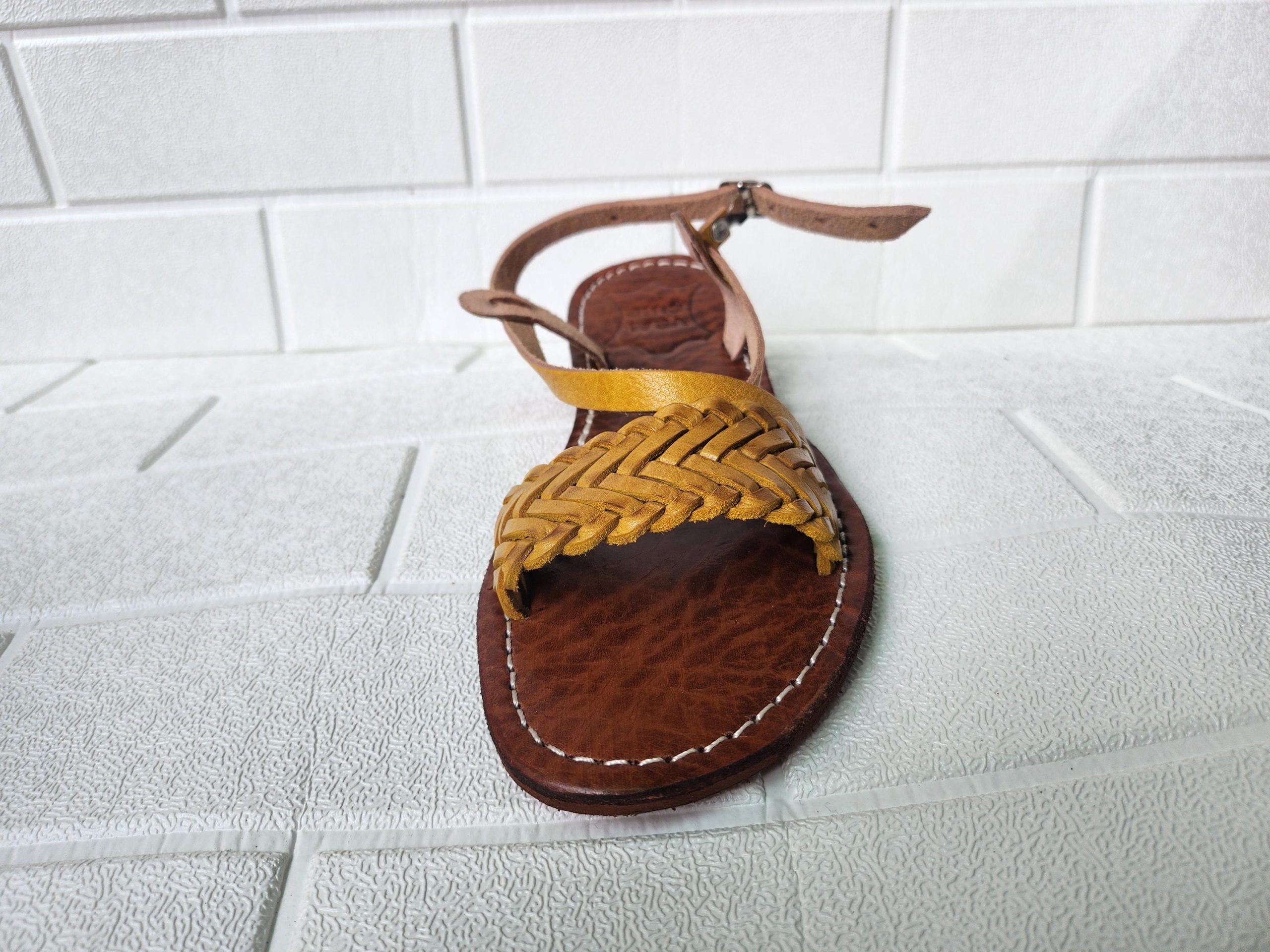 Handmade Moroccan Leather Sandals - Boho Summer Shoes - Ethnic Flat Shoes - Braided Leather Flip Flops - Artisan Beach Sandals -