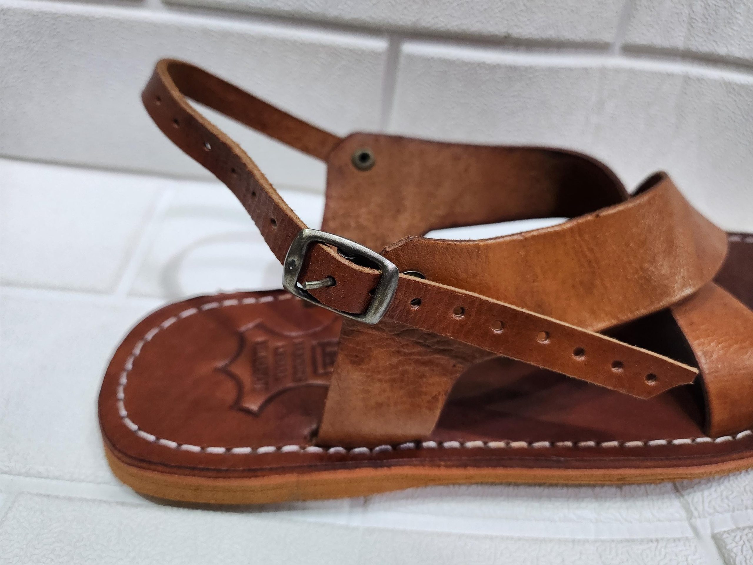 Handmade Moroccan Leather Sandals For Women – Brown Cross Strap Flat Sandals With Ankle Strap, Open Toe Boho Summer Walking Shoes, Gift