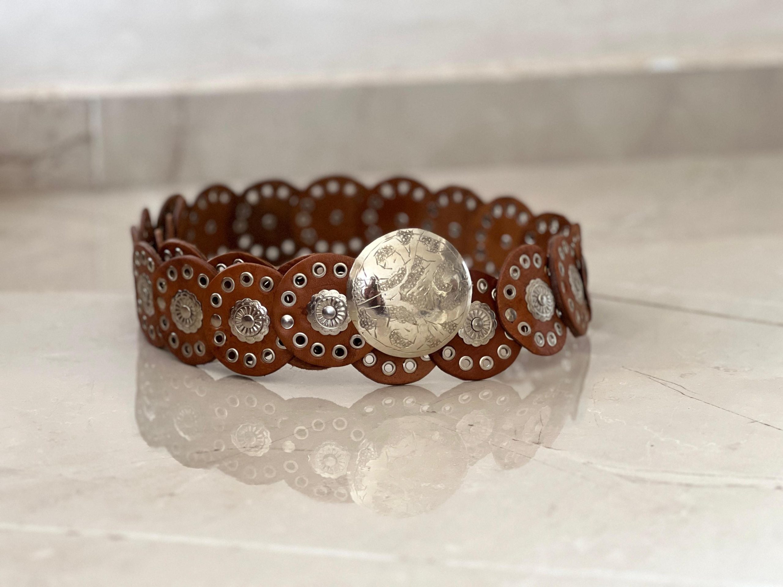 Leather Concho Belt 110 Cm (43.3 In) – Vintage Medieval Waist Belt Gift For Women