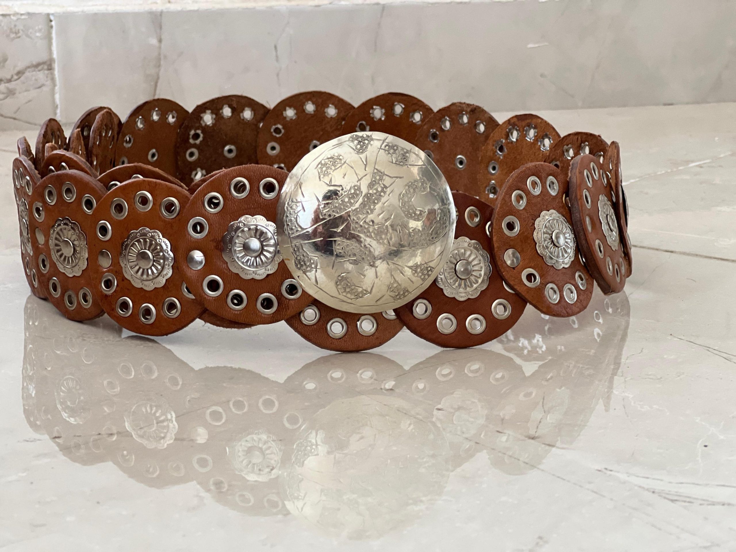 Leather Concho Belt 110 Cm (43.3 In) – Vintage Medieval Waist Belt Gift For Women